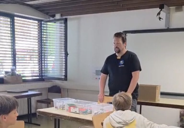 Racoons auf der Born2Brick 2026